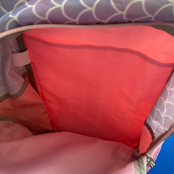 Kids mermaid backpack never used. - Picture 5 of 5